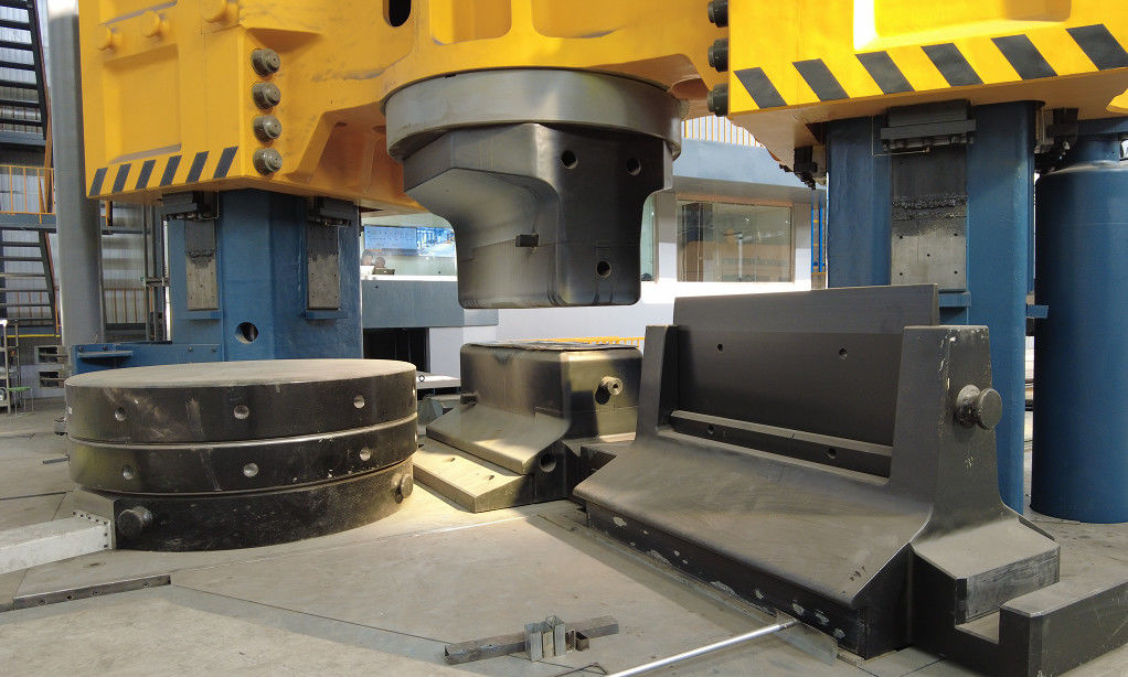 Snijmachine voor het vervaardigen van een snel wisselclamps